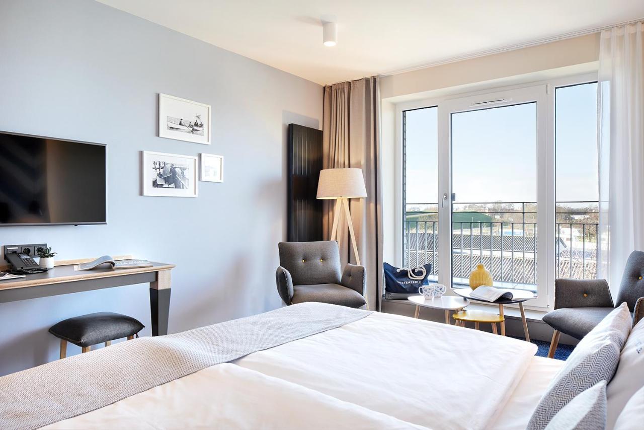 Kuestenperle Strandhotel & Spa Busum Bagian luar foto