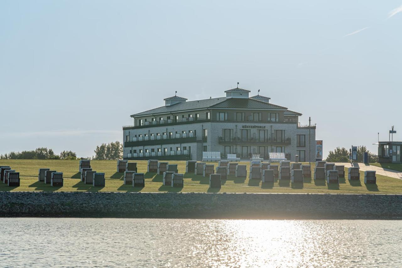 Kuestenperle Strandhotel & Spa Busum Bagian luar foto