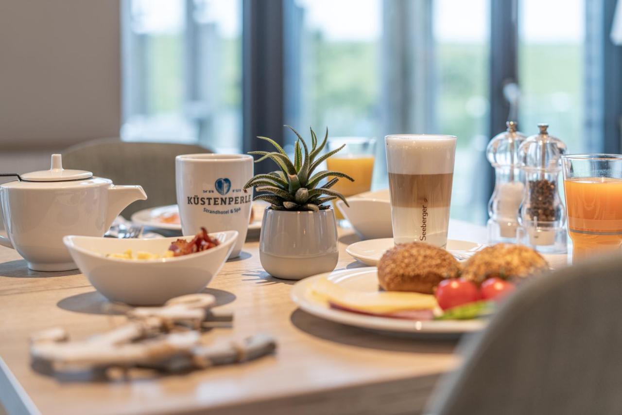 Kuestenperle Strandhotel & Spa Busum Bagian luar foto
