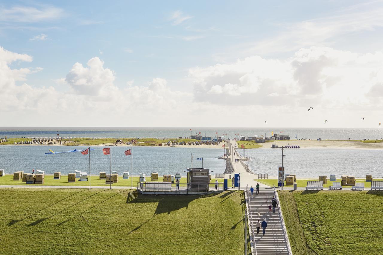 Kuestenperle Strandhotel & Spa Busum Bagian luar foto