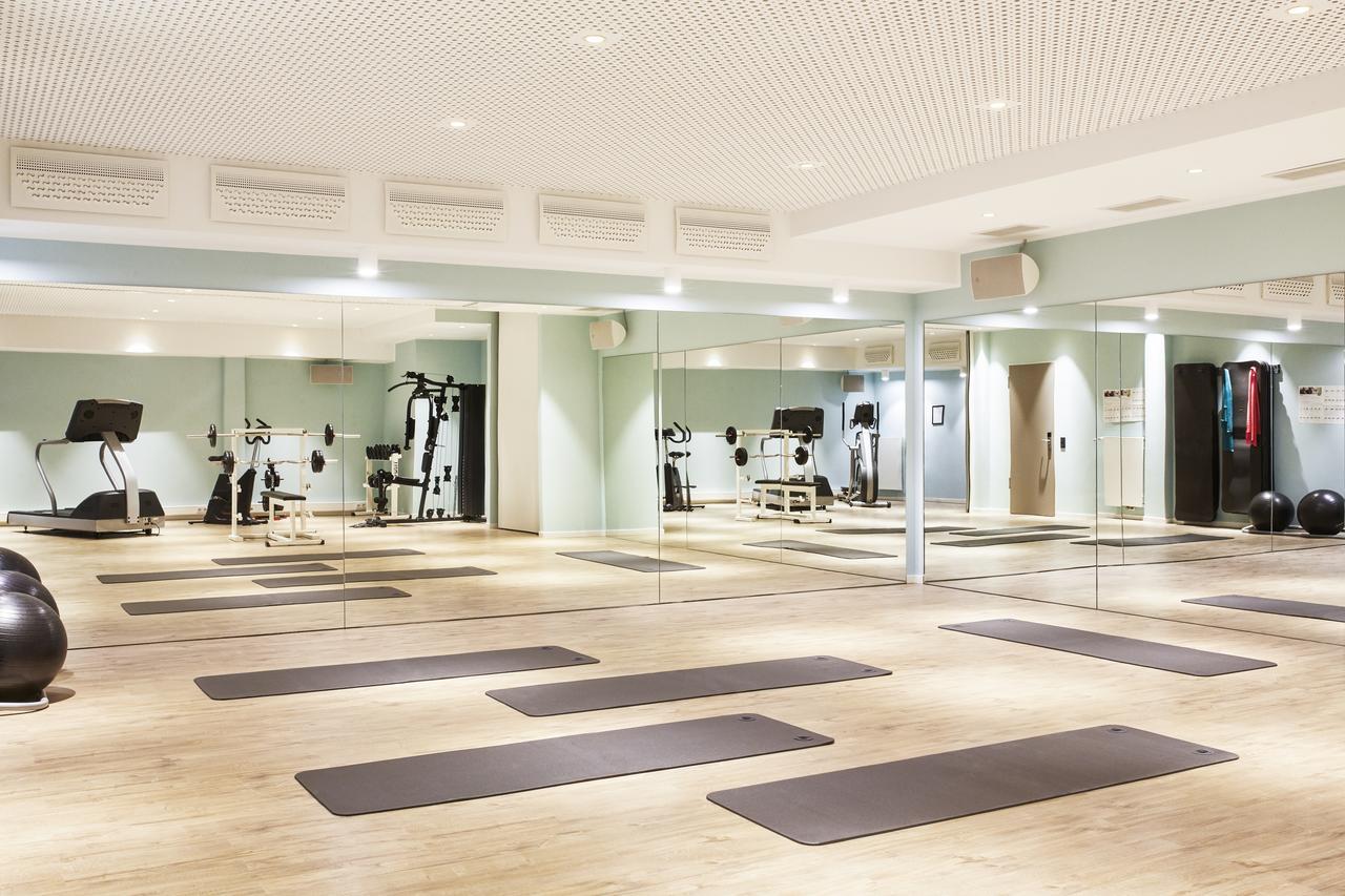 Kuestenperle Strandhotel & Spa Busum Bagian luar foto